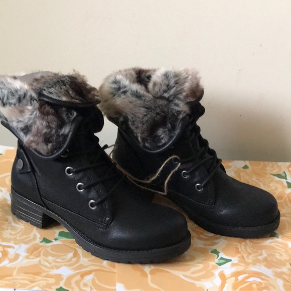 American Eagle Outfitters Shoes - American Eagle Outfitters Black Faux Fur Boots